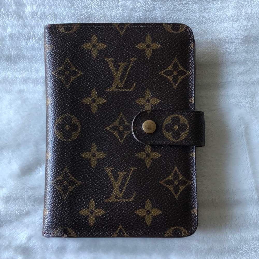 Louis Vuitton Large Agenda Monogram Wallet